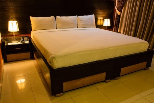 Hotel Country Inn image 19